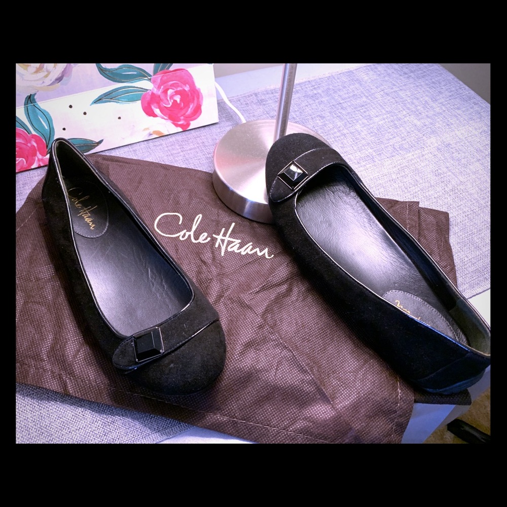 Cole Haan Women’s Ballet Flat with NIKE sole.